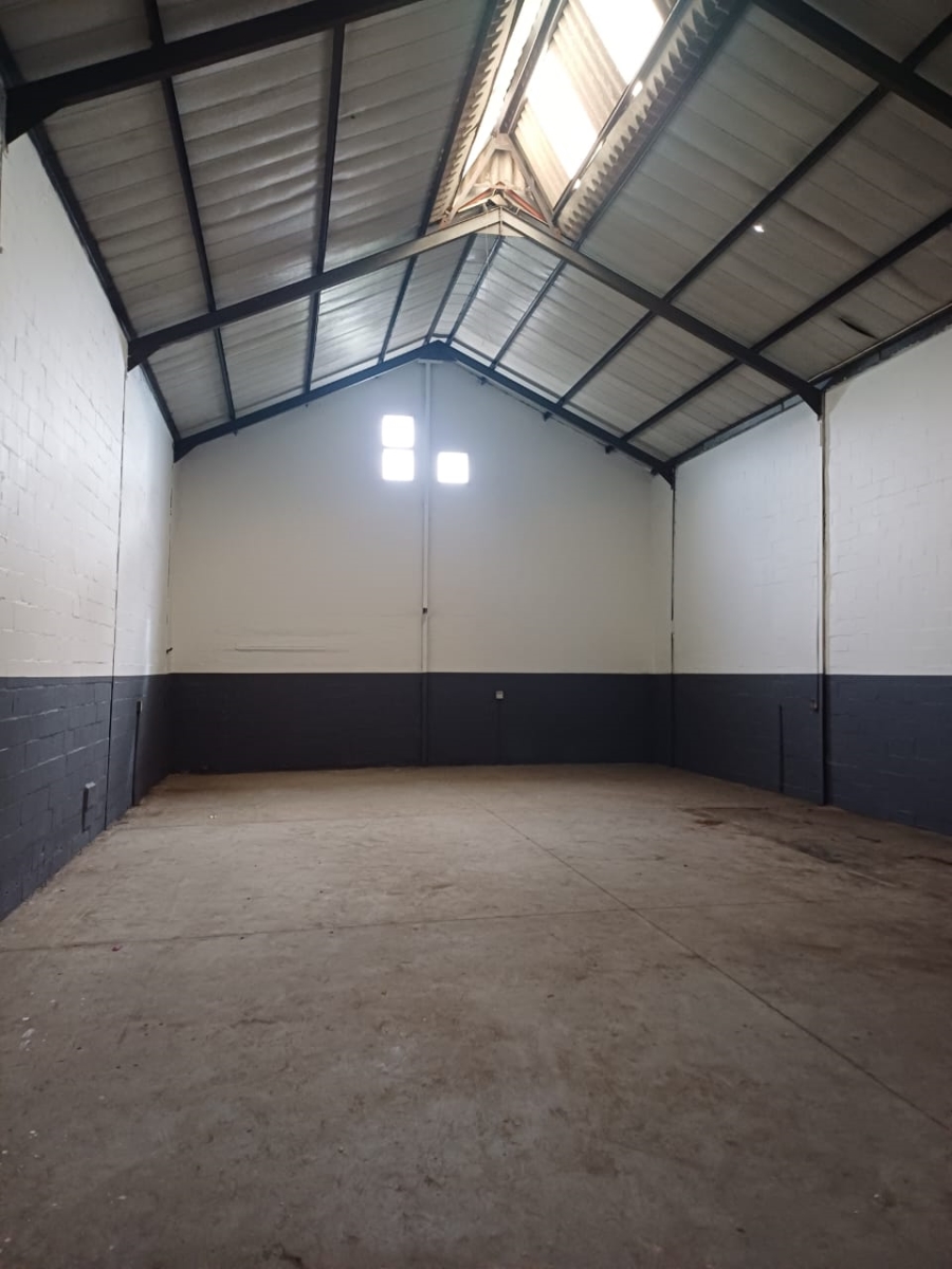 To Let Commercial Property for Rent in Okavango Park Western Cape
